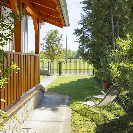 Pajtas 2 By Interhome Lejlighed Balatonfenyves