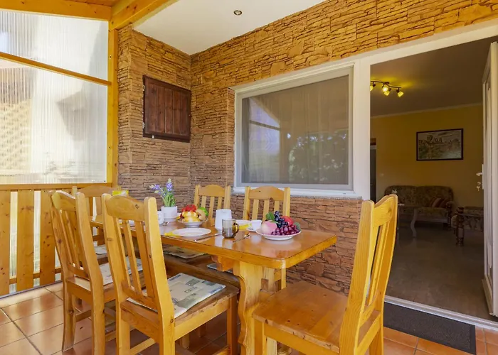 Pajtas 2 By Interhome Балатонфеньвеш